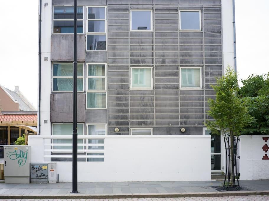 Ny Urban Leilighet Med Super Utsikt Haugesund Exterior photo